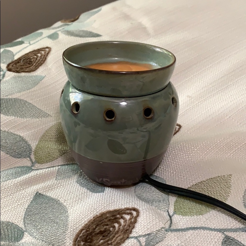 Scentsy warmer